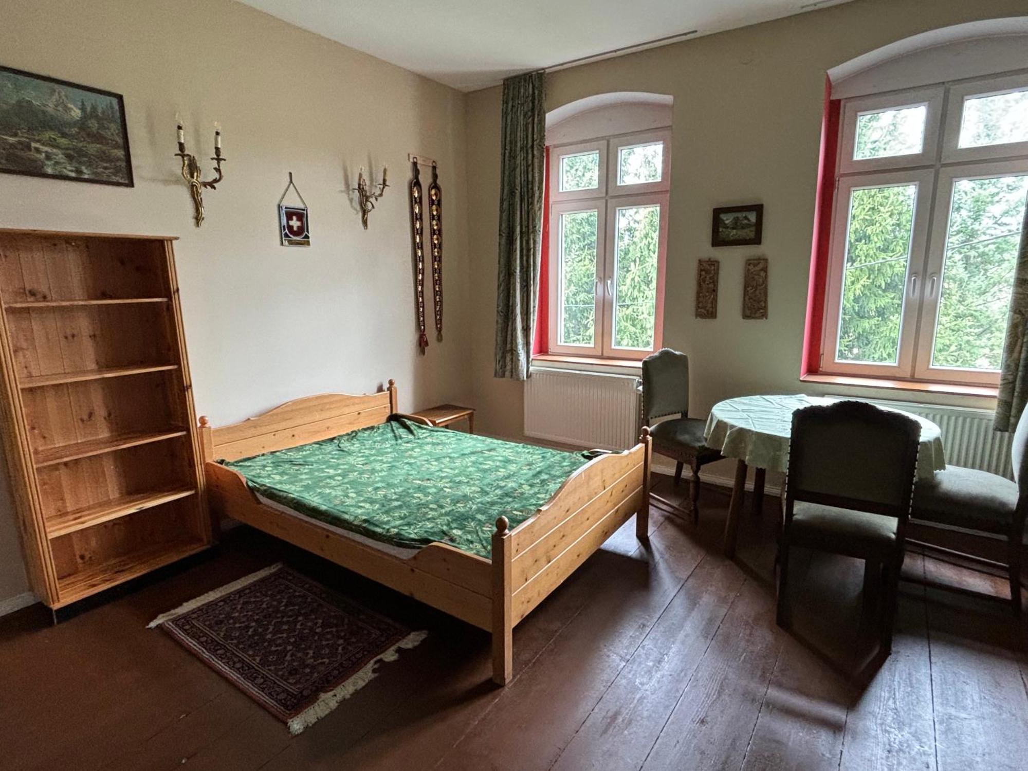 Apartamento Dom Pod Orlimi Skalami - Blisko Zamku Czocha Leśna Exterior foto