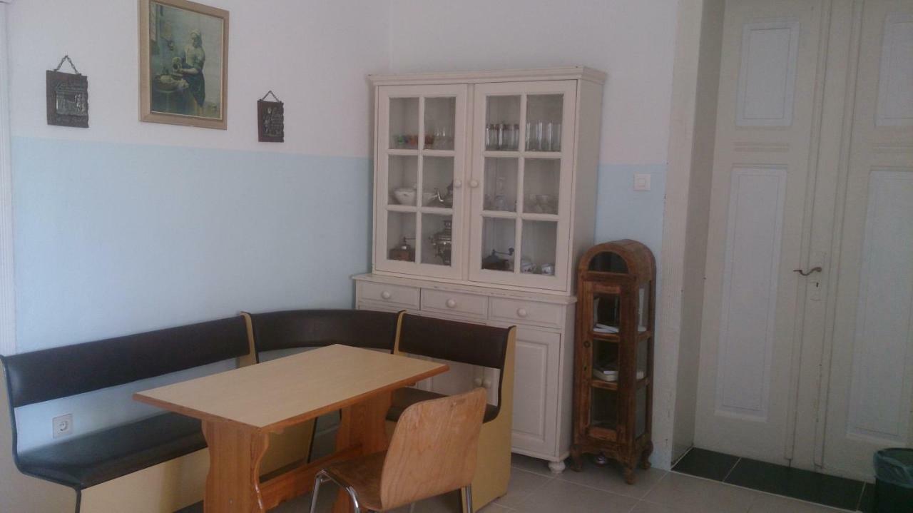 Apartamento Dom Pod Orlimi Skalami - Blisko Zamku Czocha Leśna Exterior foto