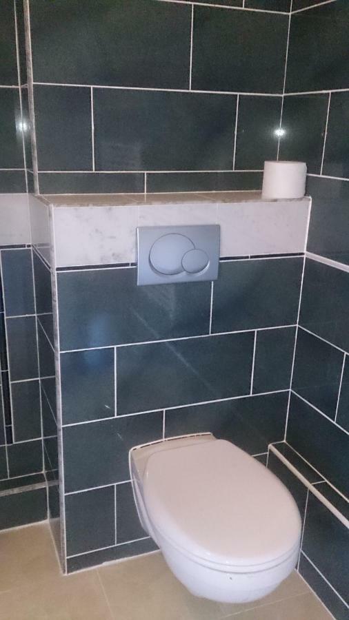 Apartamento Dom Pod Orlimi Skalami - Blisko Zamku Czocha Leśna Exterior foto
